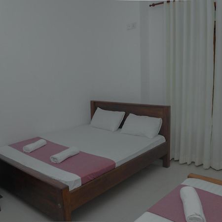 Wilpattu Restaurant & Guest House Pahala Maragahawewa Bagian luar foto