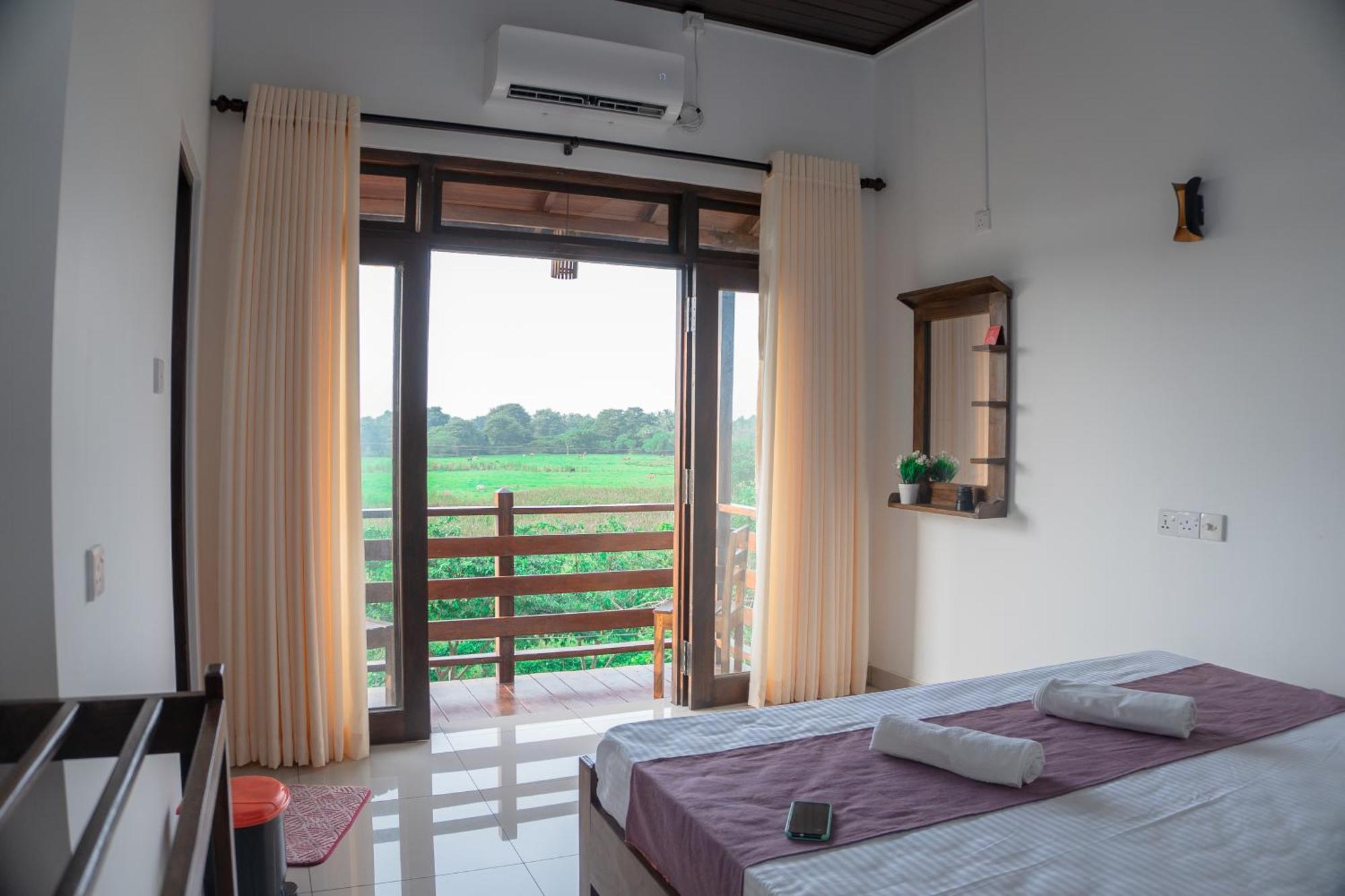 Wilpattu Restaurant & Guest House Pahala Maragahawewa Bagian luar foto