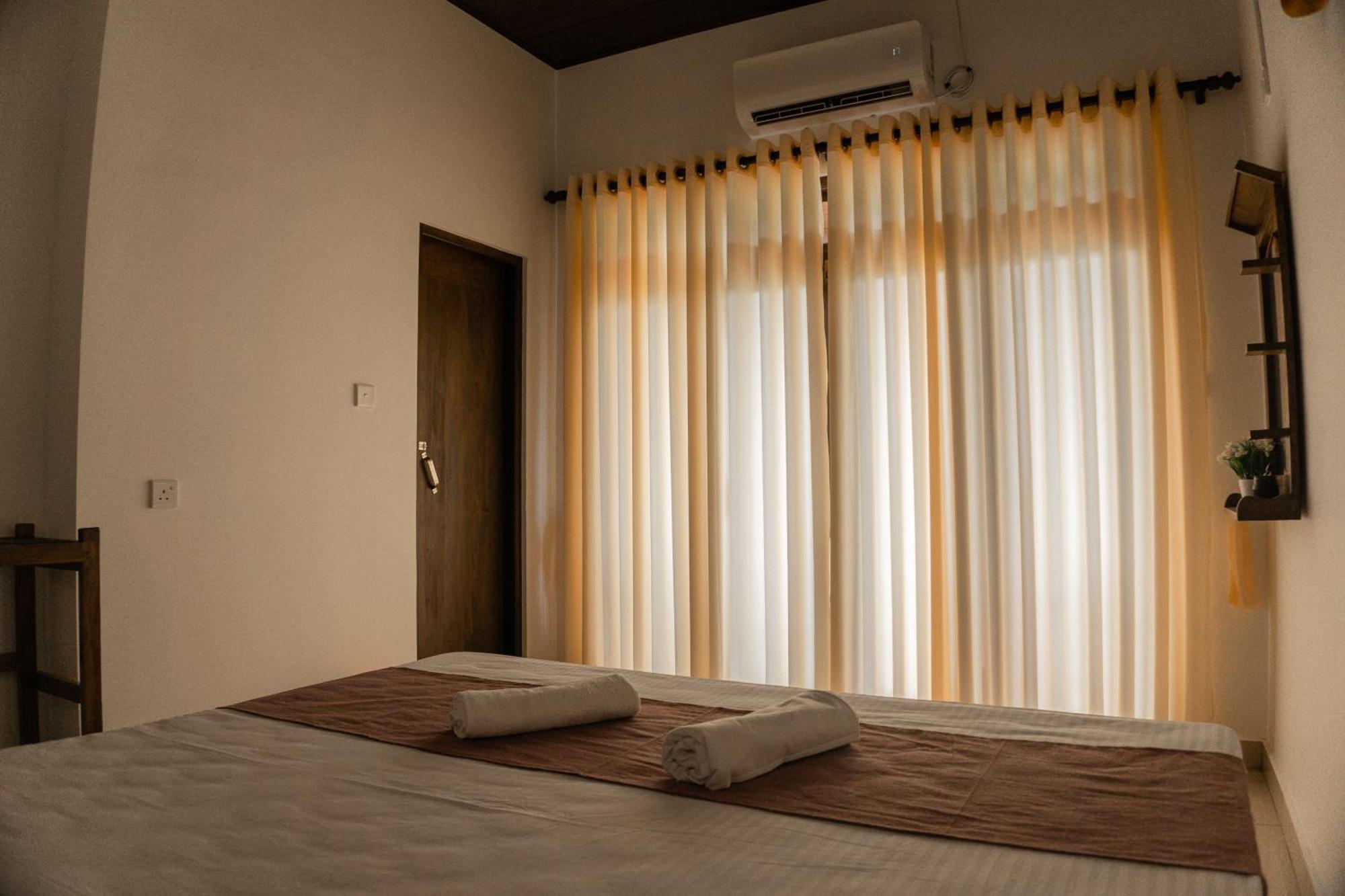 Wilpattu Restaurant & Guest House Pahala Maragahawewa Bagian luar foto