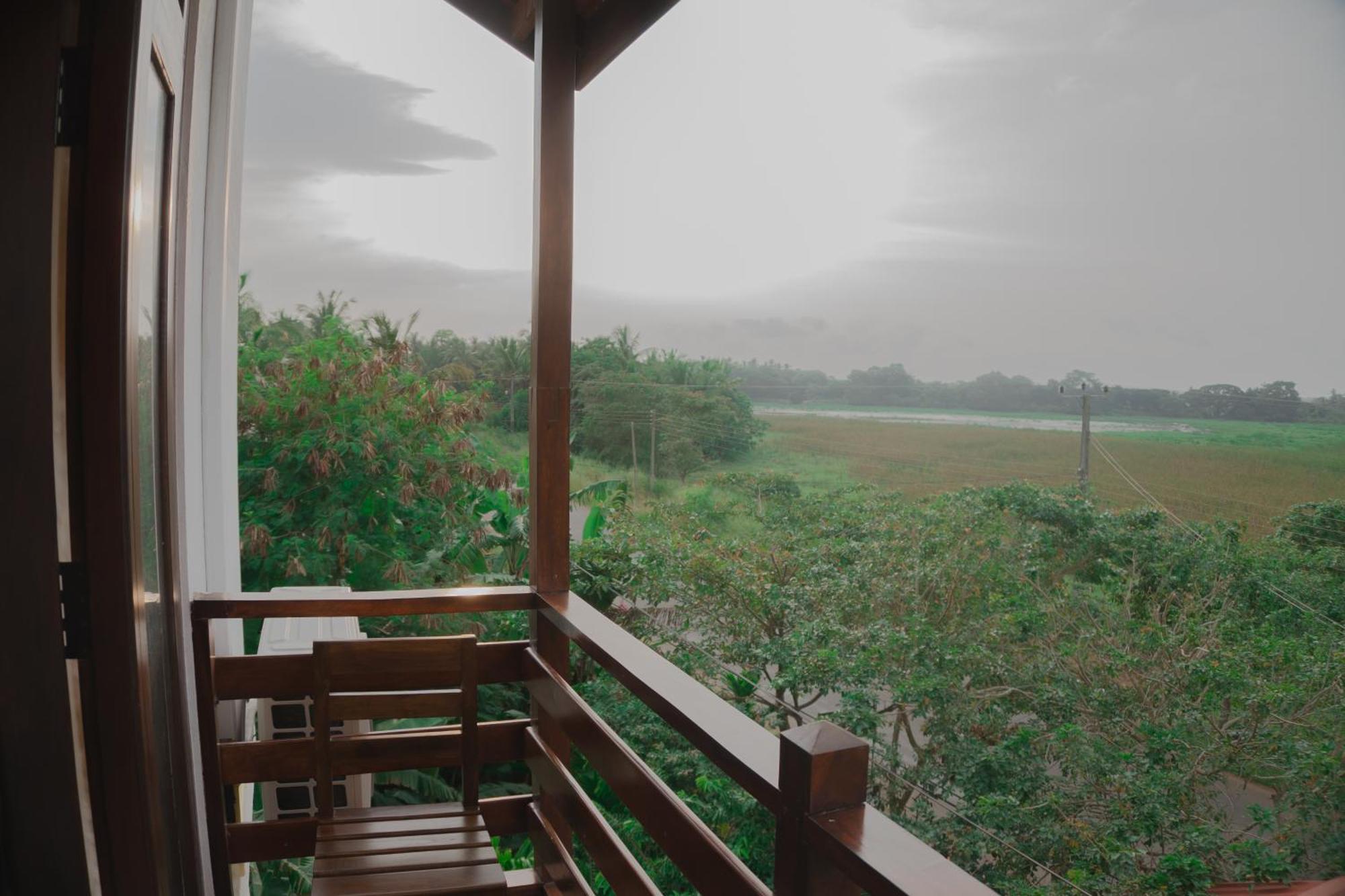 Wilpattu Restaurant & Guest House Pahala Maragahawewa Bagian luar foto