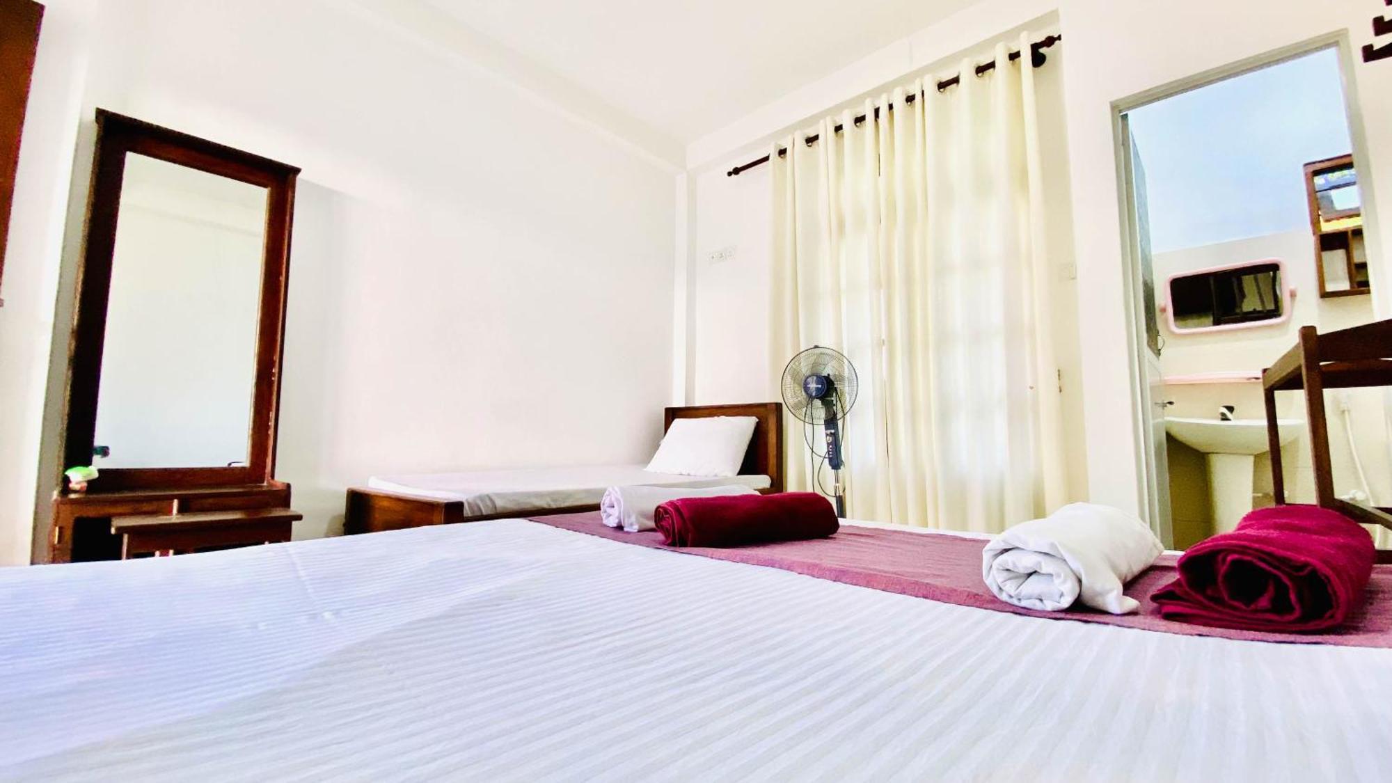 Wilpattu Restaurant & Guest House Pahala Maragahawewa Bagian luar foto